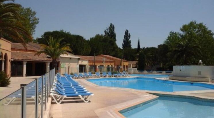 Appartement Village 9 En Residence De Vacances En Camargue 아흘르 외부 사진