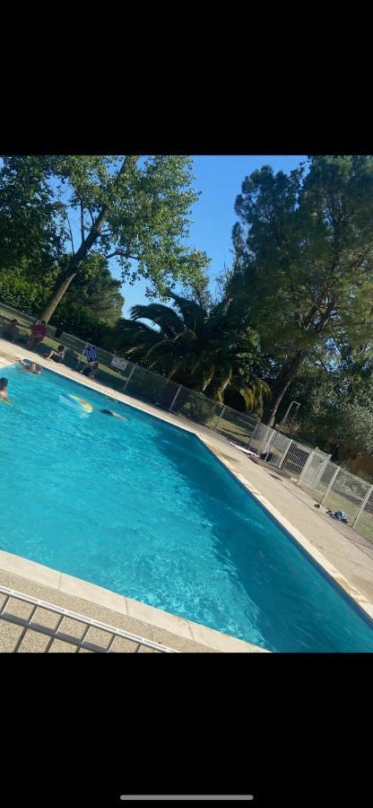 Appartement Village 9 En Residence De Vacances En Camargue 아흘르 외부 사진